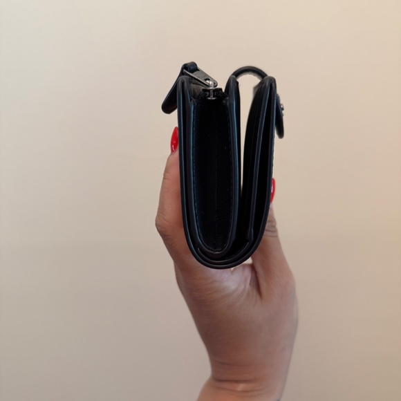 Coach Medium Corner Zip Wallet in Black Canvas - Picture 10 of 11